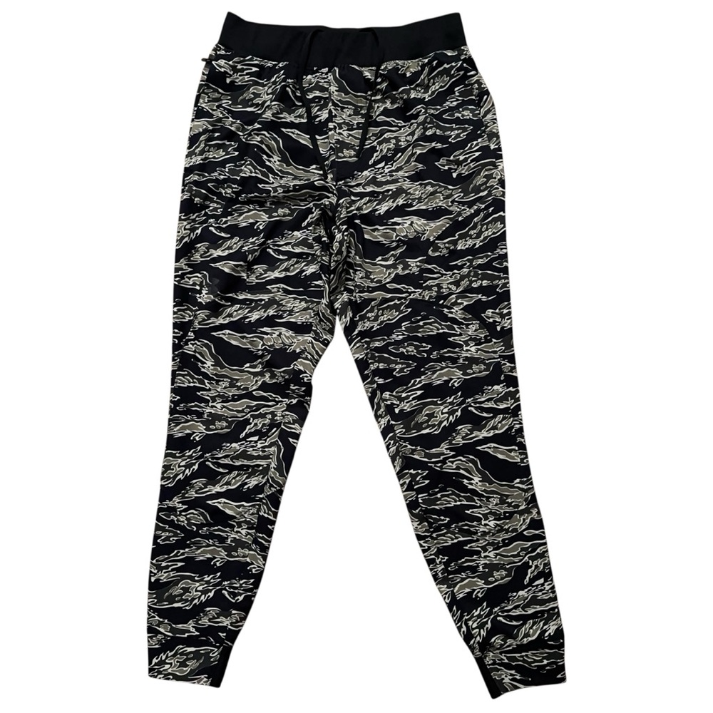 Under Armour Unstoppable Joggers Mens Size M Drawstring Tiger Stripe Camo Black